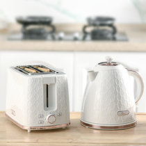 Samsung kettle and outlet toaster